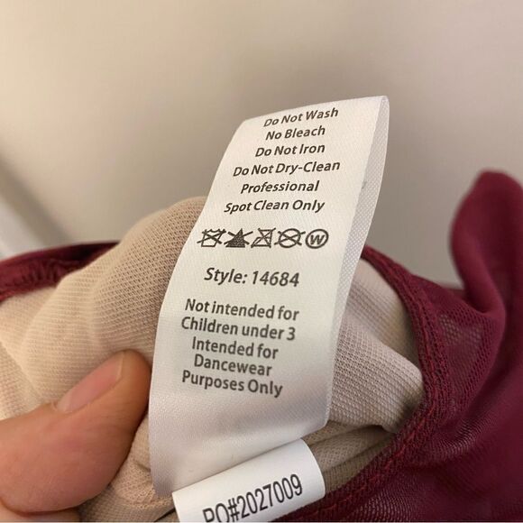 Weissman dance costume burgundy red sequin velvet Dream Glow 14684 LC, SC - Picture 9 of 12